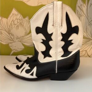 Black & White Western Low Cowboy Boots